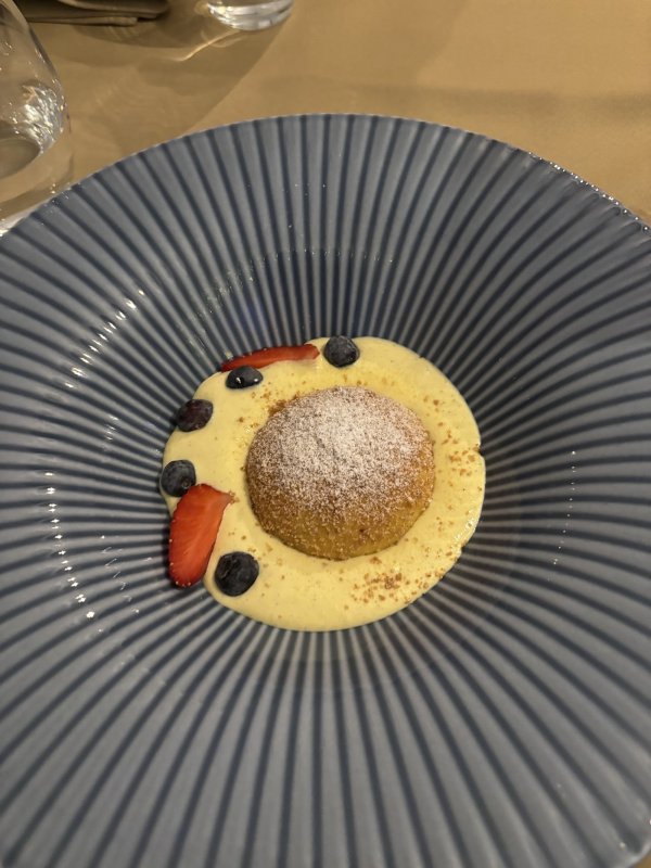 Imagine companie ARTEMIS SALON & SPA SRL